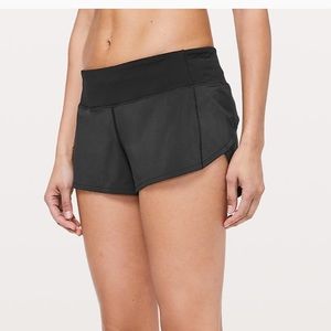 Lululemon speed up shorts 2.5” size 6